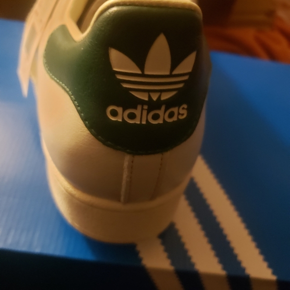 SHELL TOES. BRAND NEW ADIDAS MEN'S SIZE 13 GREEN - Picture 5 of 5
